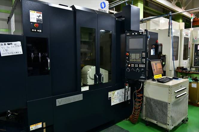 MAKINO V33i 5XB